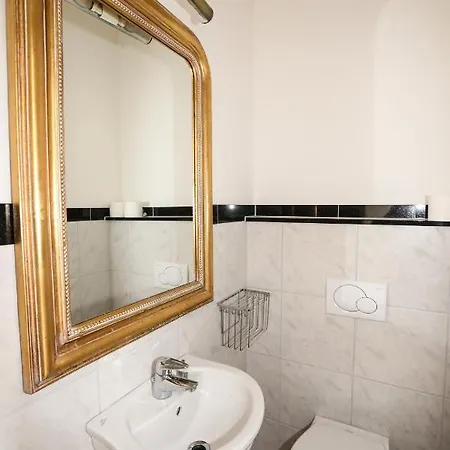 ~ Regensburg Schoenstes Appartment~ דירה *