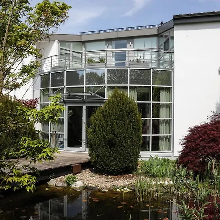 Apartment ~ Regensburg Schonstes Appartment~ *